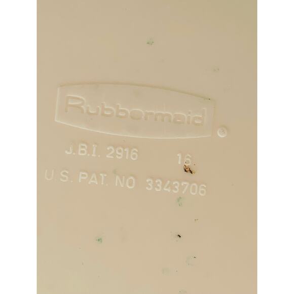 Rubbermaid Drawer Organizer Tray Beige Interlocking 9 x 6.25" Flatware JBI 2916 - Picture 7 of 8